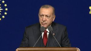 Erdoğan: Bir devir evlatlarımız ortasında öz-üvey ayrımı yapan siyasetlerin izleri büsbütün silinmiştir