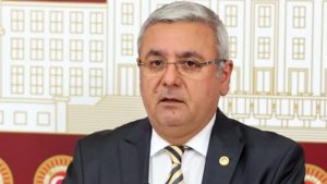 Eski AKP milletvekili Metiner: Kim ki CHP’yi kapatmayı aklının ucundan dahi geçirirse karşısında bizi bulur