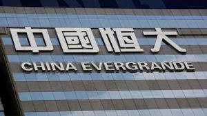 Evergrande'nin payları Hong Kong borsasında sürece kapatıldı