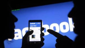 Facebook'ta uygunsuz videoları engelleme 2023