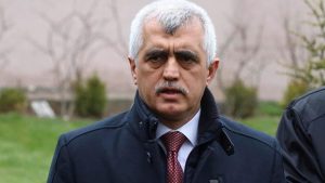 HDP'li Gergerlioğlu: Sedat Peker'in tezlerini sorduğum için Bakan Kurum, bana iftiralarda bulunmuş; yanıt vermem engelleniyor!