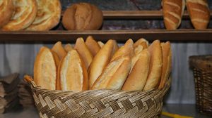 İstanbul'da ekmeğe yüzde 25 artırım teklifi kabul edildi