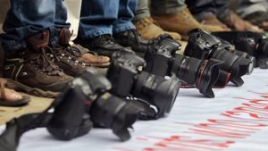 Mardin’de kayyım protestolarını takip eden 8 gazeteci haklarında açılan davadan beraat etti
