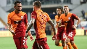 Morutan'ın asistini Cicaldau gole çevirdi! Galatasaray kelamları taraftarı mest etti