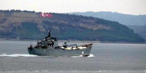 Reuters: Bir Rus fırkateyni ve bir destroyer Boğazlardan geçmek için Ankara'nın kararını bekliyor