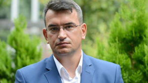 "Siyasi casusluk"la suçlanan DEVA Partili Metin Gürcan'ın gözaltı mühletinin uzatılması bekleniyor