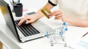Tüketici Kurulu: E-ticaret sitelerinde satış yapan firmaların tüzel sorumluluğu artırılmalı