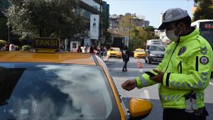 Türkiye genelinde kontrol: 73 taksi trafikten men edildi