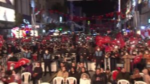 Ümraniye Cumhuriyet Bayramı coşkusunu Soner Sarıkabadayı konseri ile yaşadı