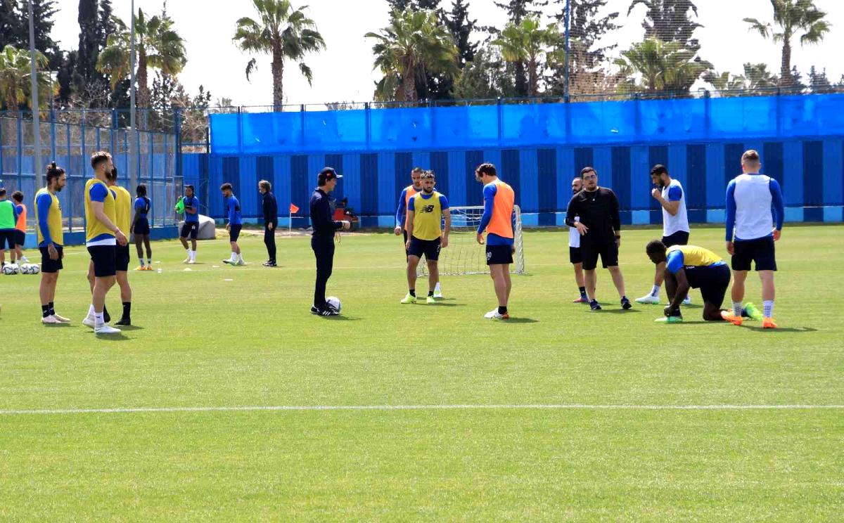 Adana Demirspor'da gaye birinci 4