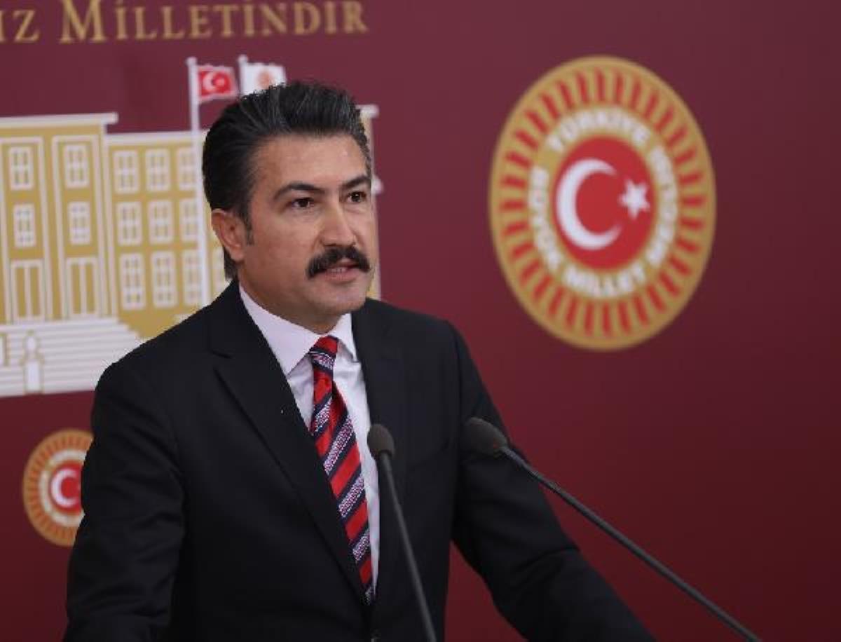 AK Parti'li Özkan: Bakanımız birinci fırsatta Meclis'i bilgilendirecek AK Parti'li Özkan: Bakanımız birinci fırsatta Meclis'i bilgilendirecek