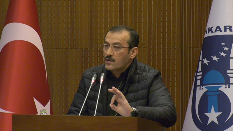 Ankara Büyükşehir Belediyesi Meclisi'nde MHP-AKP gerginliği: AKP'li üyenin Bahçeli'ye ait kelamları nedeniyle MHP'liler salonu terk etti