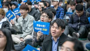 Bayan düşmanlığı, Güney Kore'de başkanlık seçim kampanyasının kesimi haline nasıl geldi?