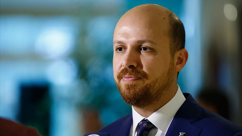 Bilal Erdoğan'dan yurt dışına çıkmak isteyen gençlere: Yapabilirseniz çok yeterli olur fakat ülkemize dönmeyi daima aklımızda tutalım Bilal Erdoğan'dan yurt dışına çıkmak isteyen gençlere: Yapabilirseniz çok yeterli olur fakat ülkemize dönmeyi daima aklımızda tutalım