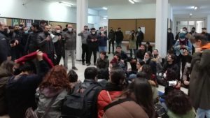 BirGün müellifi: Geçinemiyoruz forumu düzenleyen öğrencilerin bursları kesildi, karar bildiri edilmeyerek itiraz hakları engelleniyor