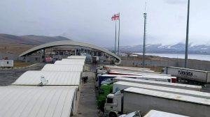 Gürcistan, Ardahan’daki 2 hudut kapısının yolcu geçişlerine açılmasını askıya aldı