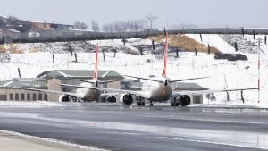 İstanbul Havalimanı işletmecisi İGA'dan kar tedbiri açıklaması: Sefer sayıları yüzde 30 azaltıldı