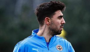 Ozan Tufan'ın makus talihi! Milli futbolcu, Fenerbahçe'de 3. kez kadro dışı bırakıldı