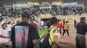 Resmen vahşet! Nijerya-Gana maçında hekim dövülerek öldürüldü