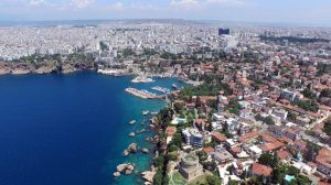 Savaştan kaçan Rus ve Ukraynalılar Antalya'ya akın ediyor! Kira bedelleri 3 kat arttı