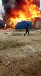 Tarım çalışanlarının kaldığı çadırlar yandı