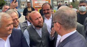 'Terör örgütüne finans sağladığı' savıyla gözaltına alınıp salınan meclis üyesinden Davutoğlu'na Açıklaması