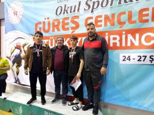 Türkiye şampiyonu Afyon İmam Hatip Lisesi'nden