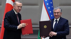 Türkiye ve Özbekistan'dan ticarette yeni hedef! İki ülke ortasında 10 mutabakat imzalandı