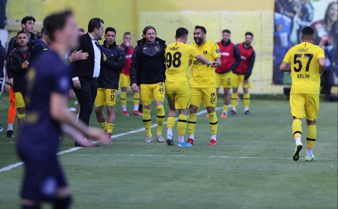1. Lig'de alt sıraların uğraşı: Menemenspor - Kocaelispor