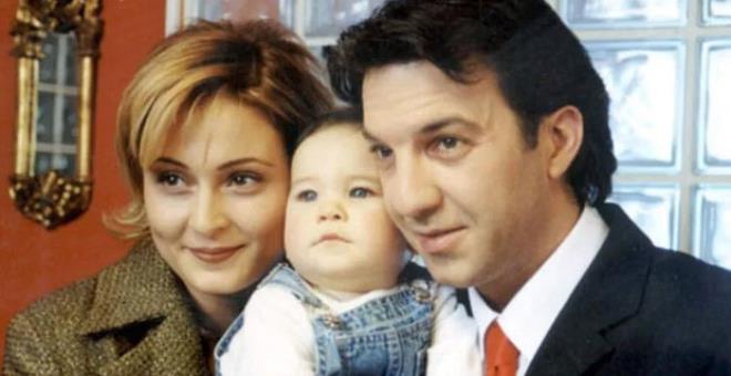 90'ların yıldız oyuncusu ekranlara bir küstü pir küstü! Şimdikiler fotoğrafını görse tanımaz 90'ların yıldız oyuncusu ekranlara bir küstü pir küstü! Şimdikiler fotoğrafını görse tanımaz