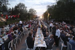 AK Parti Sözcüsü Çelik, Mamak'ta iftarda konuştu Açıklaması