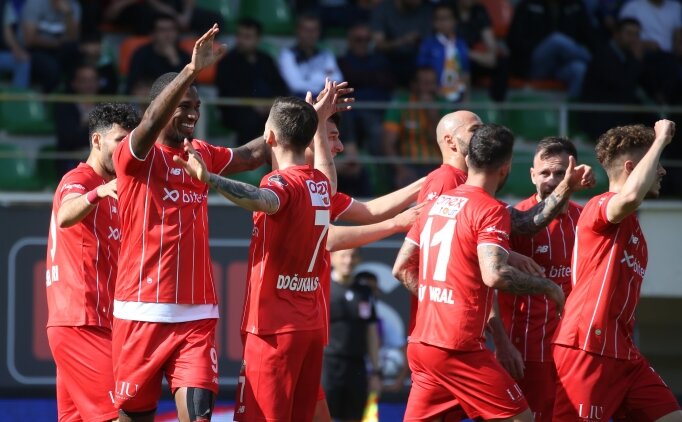 Antalyaspor'dan seri: Üst üste 6. galibiyet Antalyaspor'dan seri: Üst üste 6. galibiyet
