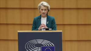 Avrupa Komitesi Lideri: AB üyesi ülkeler süratlice Ukrayna'ya silah sağlamalı