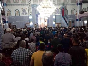 Aydın'da Kadir Gecesi heyecanı, camiler doldu taştı