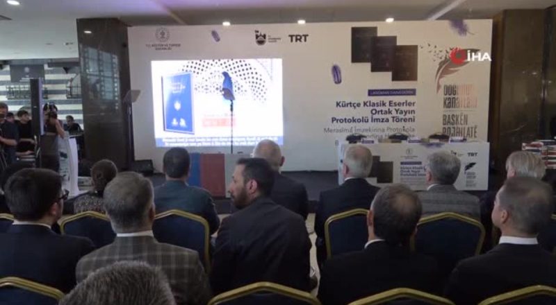Bakan Ersoy, Kürtçe klasik eserler ortak yayın protokolü imza merasimine katıldı