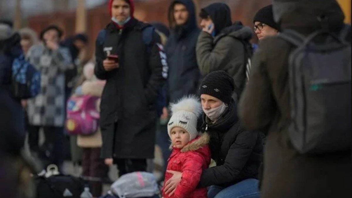 BM: 4 milyon 176 bin 401 mülteci komşu ülkelere geçti