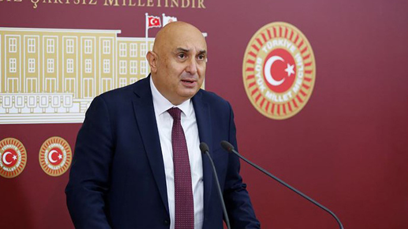 CHP'li Özkoç üst üste gelen ataklara dikkat çekti: Türkiye’de tekrar bombalar mı patlayacak?