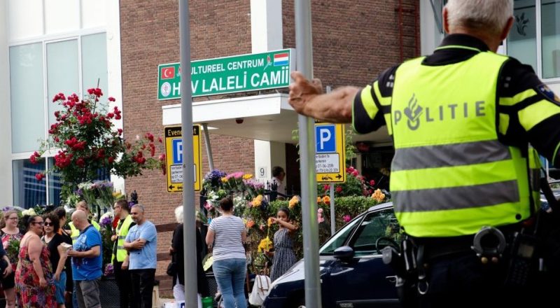 Çok sağcı Pegida örgütü iftar saati Hollanda'daki mescitlerin önünde domuz pişirecek