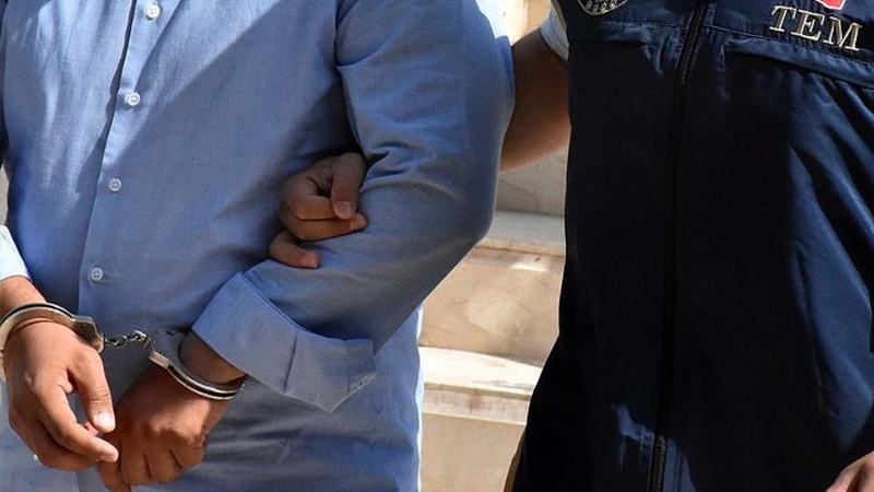 Dedektörlü hırsızlar, girdikleri meskende 200 bin TL bedelinde altın çaldılar