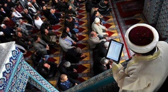 Diyanet'in sendikası ‘minber dokunulmazlığı’ istedi: Okunan hutbeler yargının konusu olmaktan çıkarılmalı