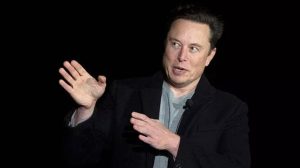 Elon Musk, Twitter muahedesinin akabinde yaklaşık 8,5 milyar dolarlık Tesla payı sattı