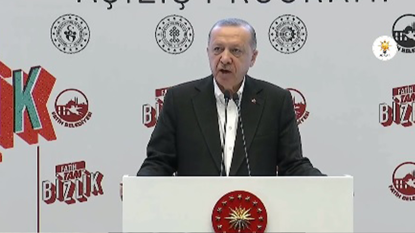 Erdoğan: Türel altyapıdan mahrum toplumsal medya ve elektronik ticaret platformları için gerekli düzenlemeleri hayata geçireceğiz Erdoğan: Türel altyapıdan mahrum toplumsal medya ve elektronik ticaret platformları için gerekli düzenlemeleri hayata geçireceğiz