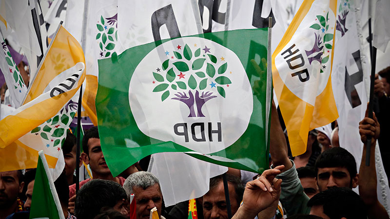 Eski ve yeni 8 HDP'li milletvekili hakkında mahpus talebi