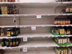 Fransa'da ayçiçek yağı krizi: Market rafları boş kaldı, satışına sınırlama geldi