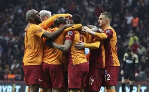 Galatasaray, ikinci yarıda açıldı
