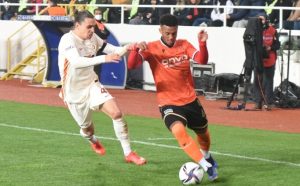Galatasaray - Yeni Malatyaspor: Birinci 11'ler
