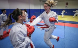 İşitme engelli ulusal karateciler, Brezilya'daki Yaz Olimpiyatları'nda şampiyonluk hedefliyor