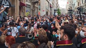 İstanbul Barosu: 5 Nisan Avukatlar Günü’nü ‘yargı krizi’ ile karşılaşıyoruz