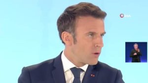 Macron: "Müslümanların yahut Musevilerin dinlerinin emrettiği üzere yemek yemelerini engelleyen bir Fransa istemiyorum"