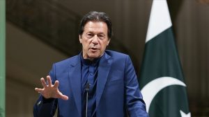 Pakistan'da Başbakan Han'a yönelik güvensizlik oylaması reddedildi
